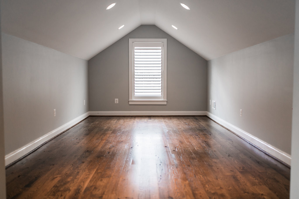 image of Horse Country Oak in upstairs room with gray wall color