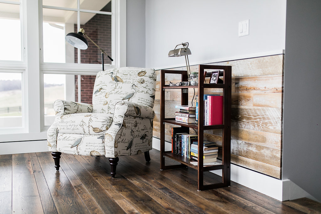 Whitehall 5 - 6 Pastures - Reclaimed Barn Board - Vintage Oak - Cochran's Lumber